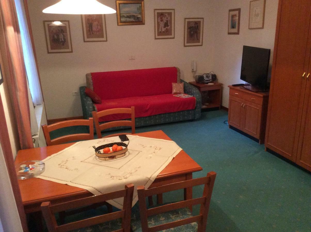 Vila Vesna ปอร์โตรอซ ภายนอก รูปภาพ